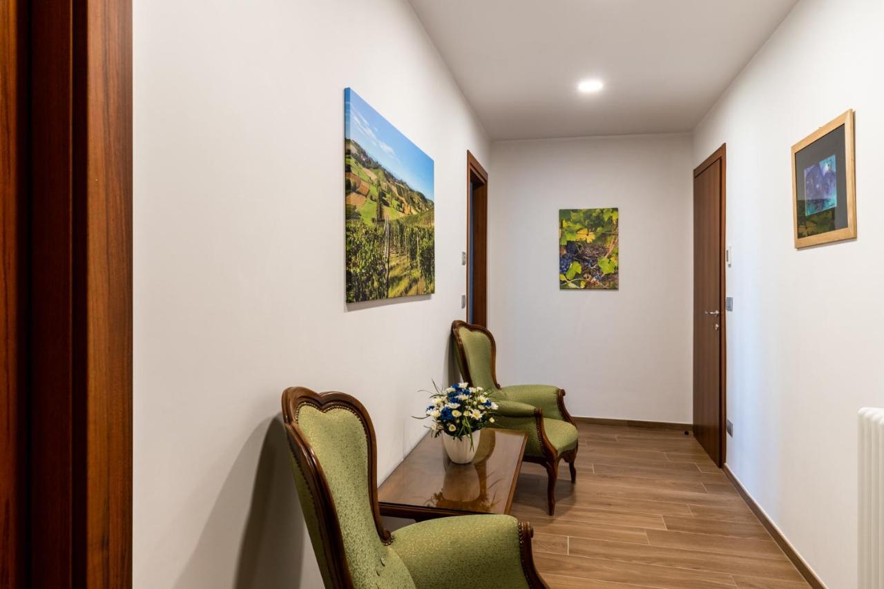 Agriturismo Tenuta La Meridiana Montegrosso dʼAsti Exteriér fotografie
